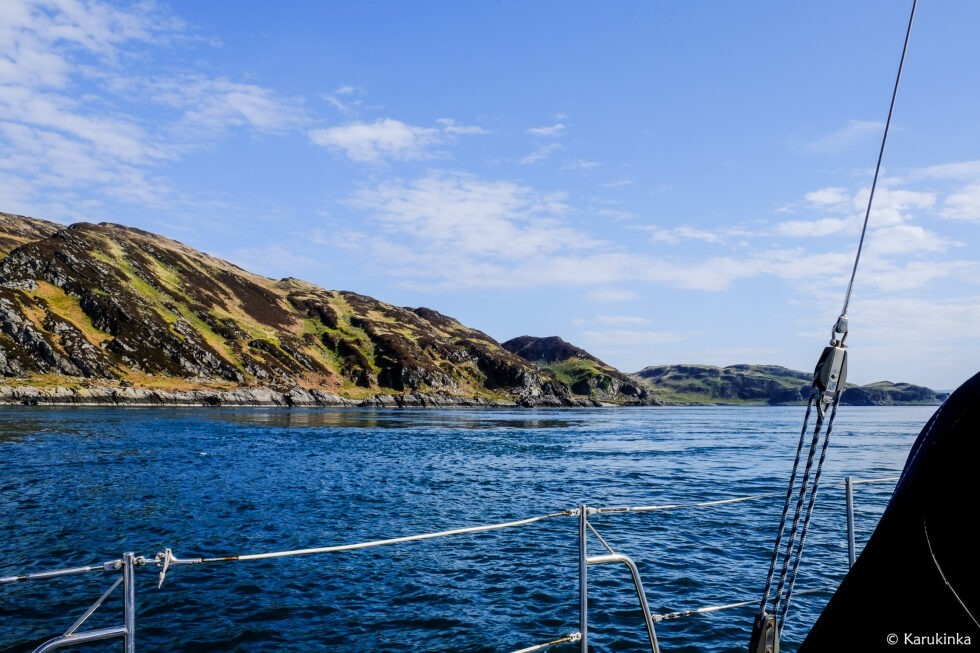 The Corryvreckan: Scotland's legendary maelstrom between Jura and Scarba 2 Séjour voilier écosse, Séjour voilier Norvège, Croisière voilier Ecosse, Croisière voilier Norvège, Cap Nord à la voile, Sailing Norway, Sailing Scotland, Blue Water sailing, Stage voile hauturier, stage de voile côtier, sailing hébrides, voilier hébrides, navegar escocia, navegar noruega, navegar por los fiordos, velero escocia, velero noruega, navegar en finnmark, navegar en escocia, navegar en las hebridas, navegar costa oeste escocia, velero islas escocia, navegar islas escocia, sailing scottish islands, naviguer iles écossaises, sailing gulf of corryvreckan